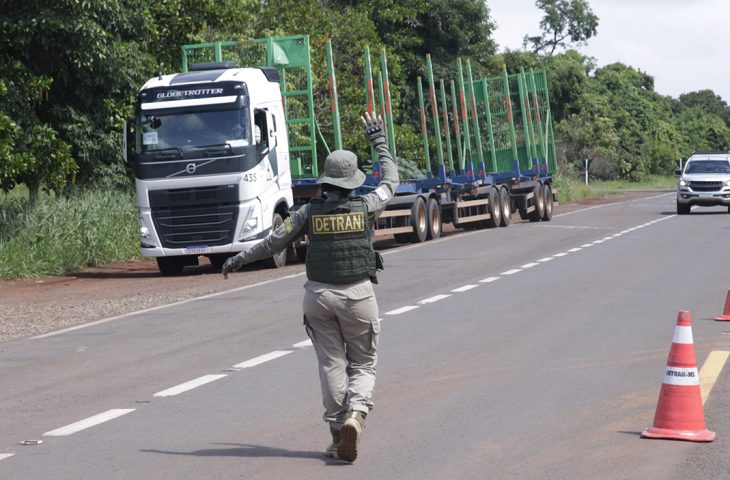 fiscalizacao-em-rodovia-5-foto-rachid-waqued-730x480