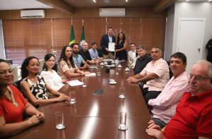GOVERNO DE MS AUTORIZA NOVO CONCURSO COM 2 MIL VAGAS PARA PROFESSORES DA REDE ESTADUAL